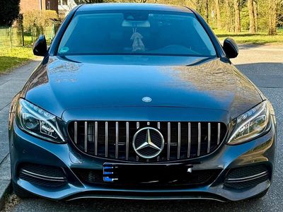 Gebraucht Mercedes C180 163 PS (119 kW) 2016 Grau Limousine