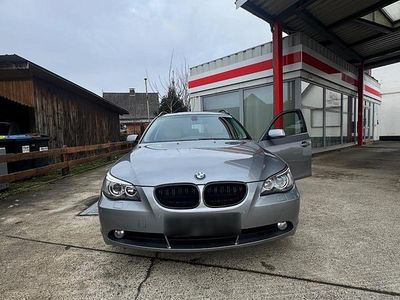 Gebraucht BMW 525 2004 Grau Kombi