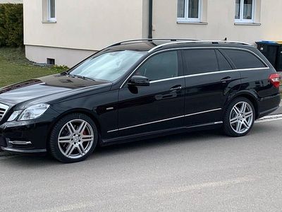 Second-hand Mercedes E250 AMG 204 CP (150 kW) 2012 Negru Break