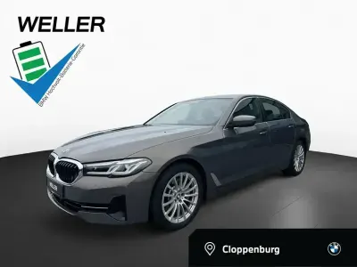 Gebraucht BMW 530 Sport Line 252 PS (185 kW) 2022 Alvitgrau metallic (braun) Limousine