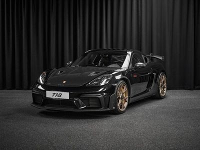 Porsche 718 Cayman GT4
