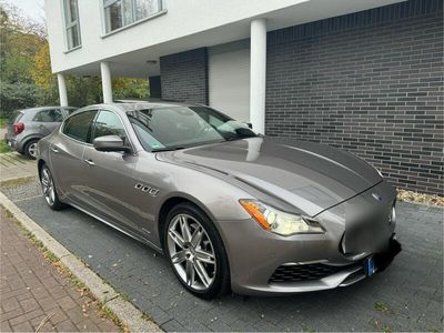 Maserati Quattroporte