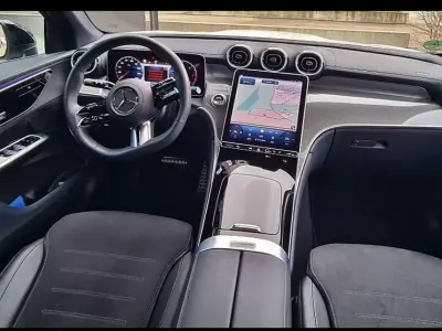 Gebraucht Mercedes GLC220 197 PS (144 kW) 2024 Weiß SUV