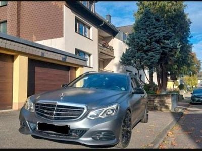 Mercedes E200