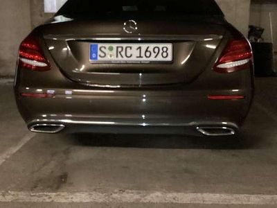Gebraucht Mercedes E220 Avantgarde 194 PS (142 kW) 2017 Braun Limousine
