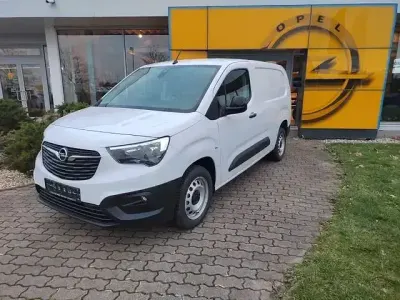 Gebraucht Opel Combo Edition 102 PS (75 kW) 2024 Andere Van / Kleinbus