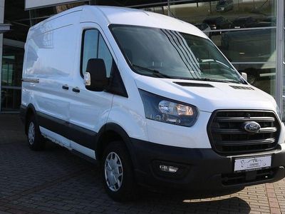 Gebraucht Ford Transit Trend 131 PS (96 kW) 2023 Weiß Limousine