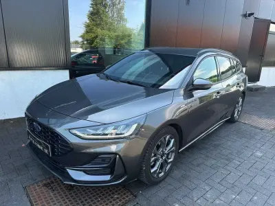 Gebraucht Ford Focus ST-Line 125 PS (91 kW) 2024 Grau Limousine