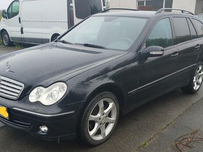Mercedes C180