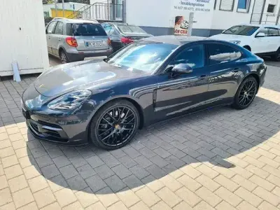 Gebraucht Porsche Panamera 4 Sport 330 PS (242 kW) 2018 Grau Kleinwagen