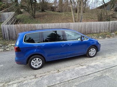 Gebraucht VW Sharan 150 PS (110 kW) 2019 Blau Van / Kleinbus