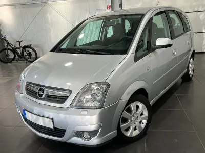 Gebraucht Opel Meriva 105 PS (77 kW) 2006 Silber Van / Kleinbus