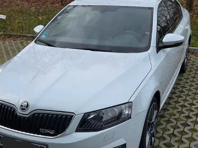 Gebraucht Skoda Octavia vRS 184 PS (135 kW) 2015 Weiß Kombi
