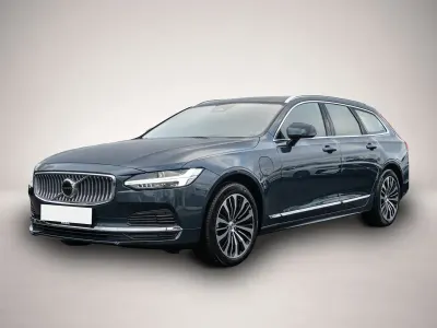 Gebraucht Volvo V90 Core 253 PS (186 kW) 2025 Blau Kombi