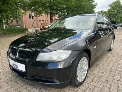 Gebraucht BMW 318 129 PS (94 kW) 2007 Schwarz Kombi