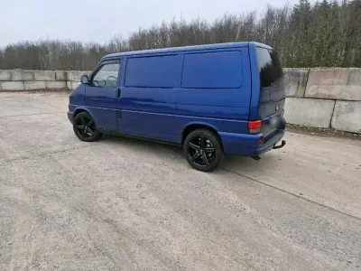 Gebraucht VW Transporter 102 PS (75 kW) 1998 Blau Van