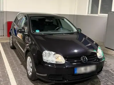 Gebraucht VW Golf V 75 PS (55 kW) 2005 Schwarz Kleinwagen