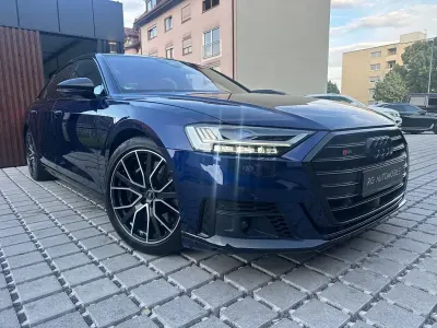 Gebraucht Audi S8 Exclusive 571 PS (419 kW) 2021 Blau Limousine