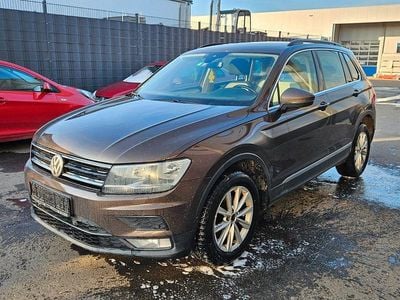 Braun Gebraucht 2016 VW Tiguan Comfortline SUV | 15.450 € (Fairer Preis)