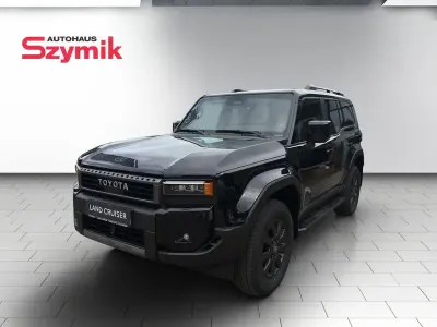 Neu Toyota Land Cruiser Executive 205 PS (150 kW) 2026 Schwarz SUV