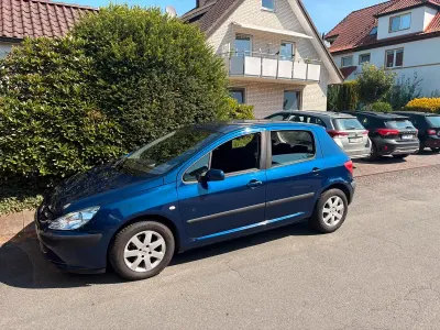 Gebraucht Peugeot 307 109 PS (80 kW) 2003 Blau Kleinwagen
