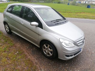 gebraucht Mercedes B170 Sports Tourer Pano, SHZ, PDC