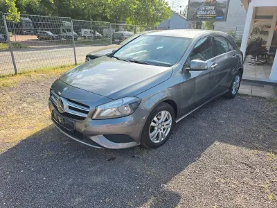 Gebraucht Mercedes A200 Style 136 PS (100 kW) 2012 Grau Limousine