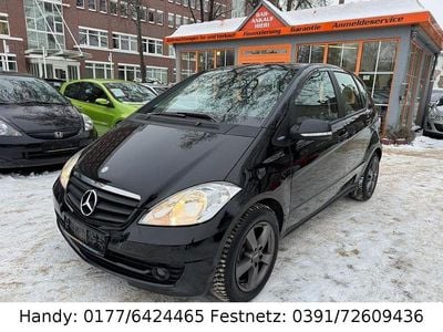 Schwarz Gebraucht 2009 Mercedes A180 Van / Kleinbus | 4.890 € (Fairer Preis)