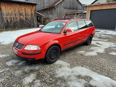 Usata VW Passat Comfortline 101 CV (74 kW) 2005 Rosso Station wagon