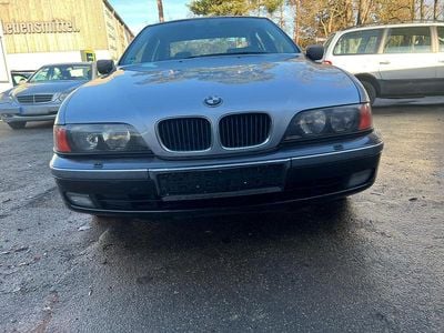 Gebraucht BMW 520 150 PS (110 kW) 1997 Silber Limousine