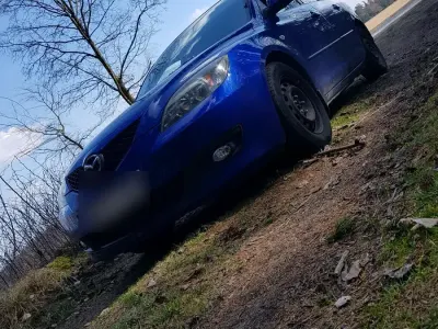 Gebraucht Mazda 3 Inclusive 109 PS (80 kW) 2007 Blau Kleinwagen