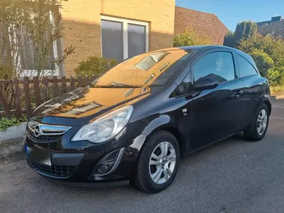 Używany Opel Corsa Satellite 87 KM (63 kW) 2011 Czarny Hatchback