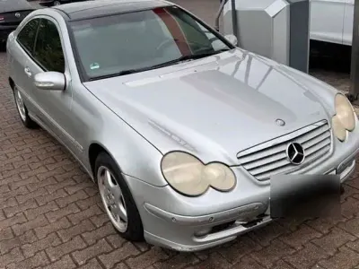 Gebraucht Mercedes 230 192 PS (141 kW) 2002 Silber