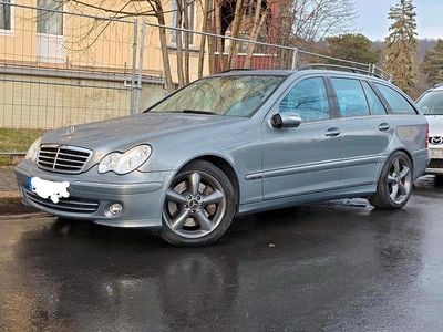 Gebraucht Mercedes C270 170 PS (125 kW) 2005 Grau Kombi