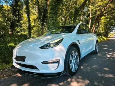 Gebraucht Tesla Model Y 378 kW (514 PS) 2023 Weiß SUV