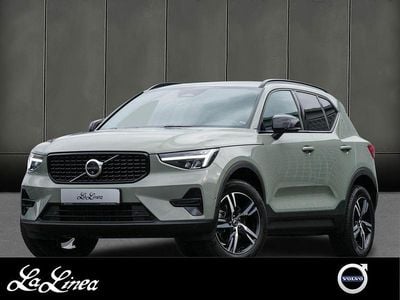 Gebraucht Volvo XC40 Plus 163 PS (119 kW) 2024 Sage green / metallic SUV