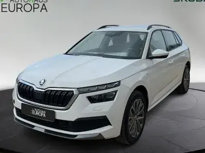 Begagnad Skoda Kamiq Tour 110 HK (80 kW) 2022 Vit SUV