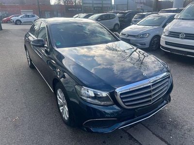 Gebraucht Mercedes E200 184 PS (135 kW) 2017 Kallaitblau Limousine