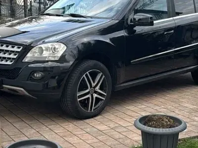 Brugt Mercedes ML320 224 HK (164 kW) 2008 Sort SUV