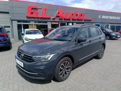 Gebraucht VW Tiguan 150 PS (110 kW) 2023 Schwarz SUV