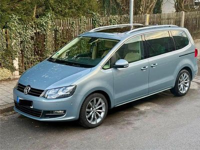 Gebraucht VW Sharan Highline 177 PS (130 kW) 2014 Grau Van / Kleinbus