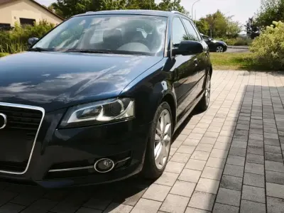 Gebraucht Audi A3 140 PS (102 kW) 2011 Blau Kleinwagen