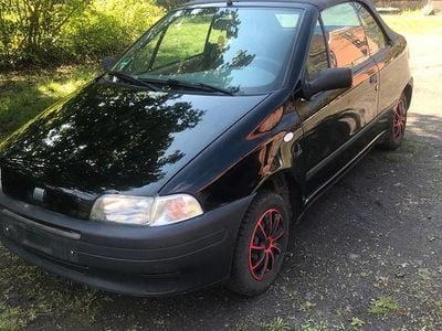 Usata Fiat Punto Cabriolet 60 CV (44 kW) 1996 Nero Cabrio