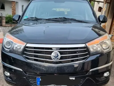 Usata SsangYong Rodius 178 CV (130 kW) 2016 Nero Monovolume
