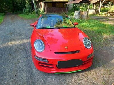 Gebraucht Porsche 996 320 PS (235 kW) 2001 Rot Coupé