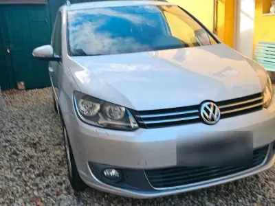 Gebraucht VW Touran 105 PS (77 kW) 2011 Silber Van / Kleinbus
