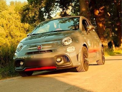 Gebraucht Abarth 695 165 PS (121 kW) 2018 Grau Kleinwagen