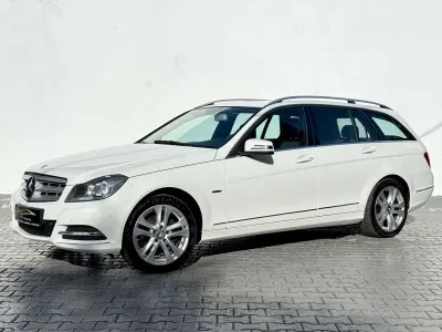 Gebraucht Mercedes C180 Avantgarde 156 PS (114 kW) 2012 Weiß Kombi