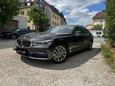 BMW 730