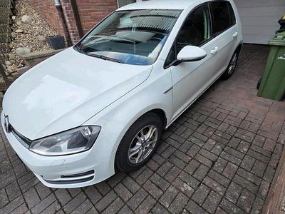 Gebraucht VW Golf VII Edition 105 PS (77 kW) 2014 Weiß Limousine